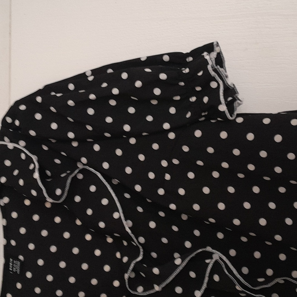 SHEIN Black Ruffled Peter Ruffle Collar Blouse - Picture 4 of 4
